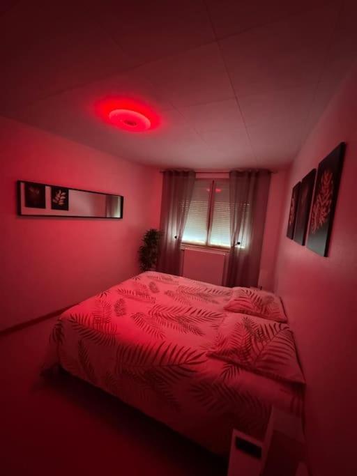 Luxury Room - Havre De Paix Avec Jacuzzi Prive Бар-ле-Дюк Екстер'єр фото